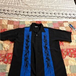 Dragonfly men’s large  Black Shirt with Blue Accents
